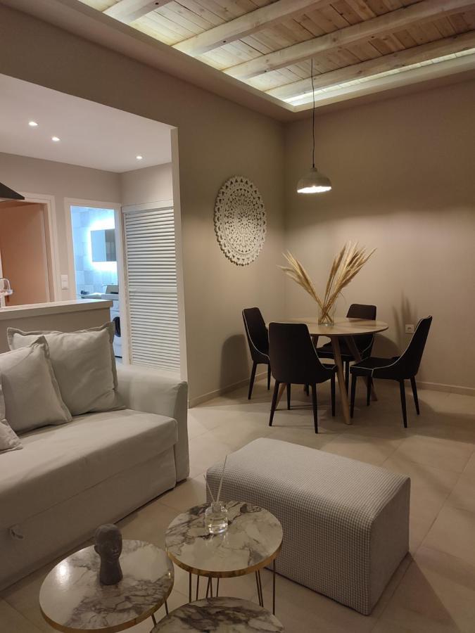 Gratelia Apartment Damnoni Exterior photo