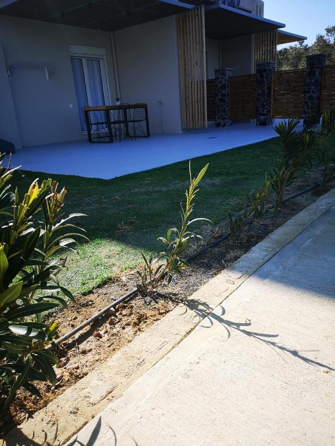 Gratelia Apartment Damnoni Exterior photo